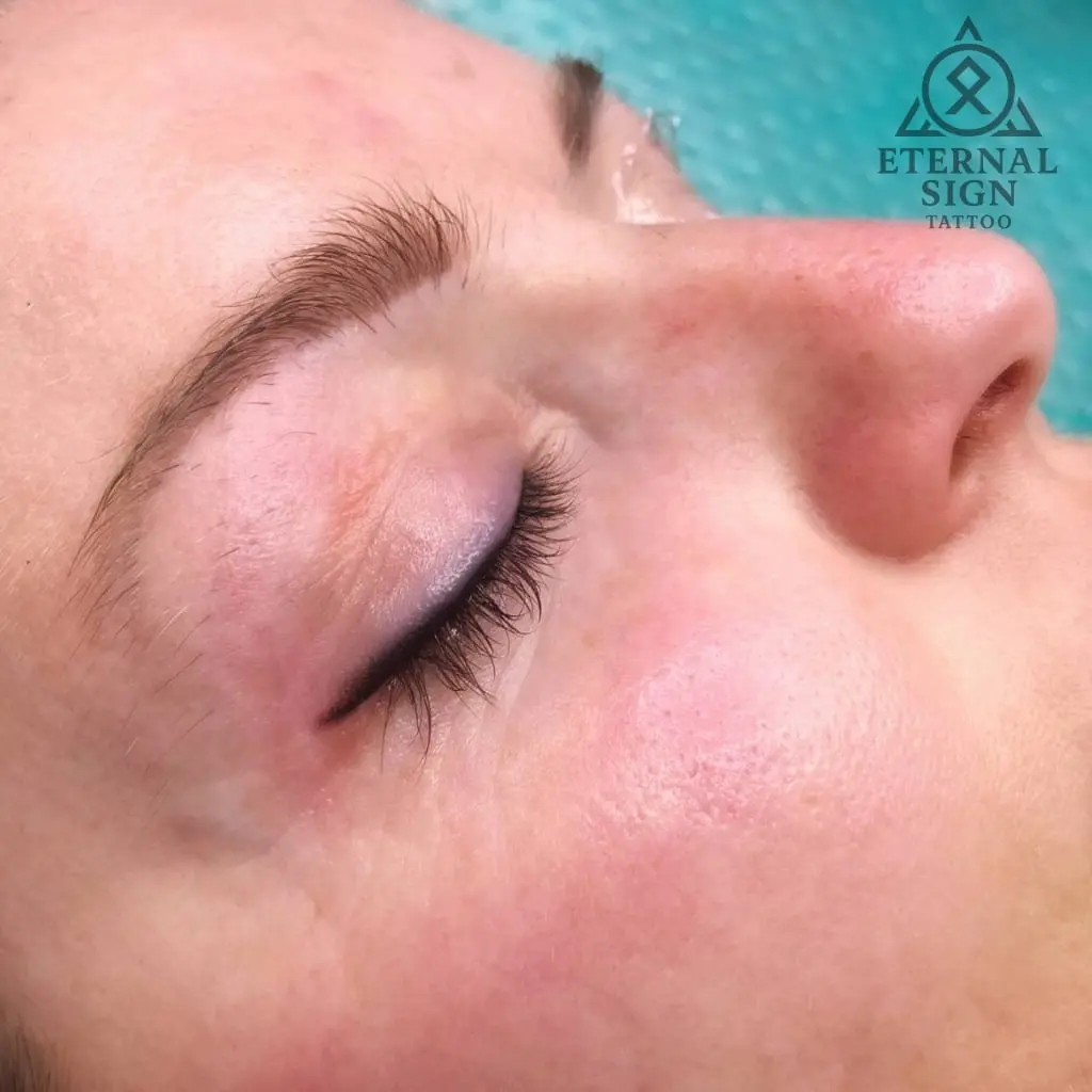Skyggelagt eyeliner – myk linje med dus overgang